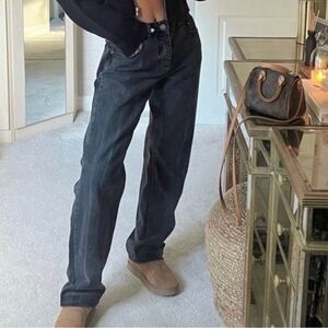 Levi's Black Straight Jeans Classic Style size best for 26